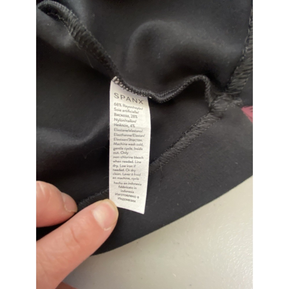 Spanx The Perfect Funnel Top Classic Black Size 2X Short Sleeve - Picture 8 of 8